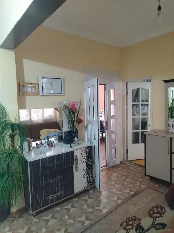 Satılır 4 otaqlı həyət evi 128 m²