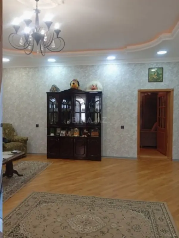 Satılır 4 otaqlı həyət evi 140 m²