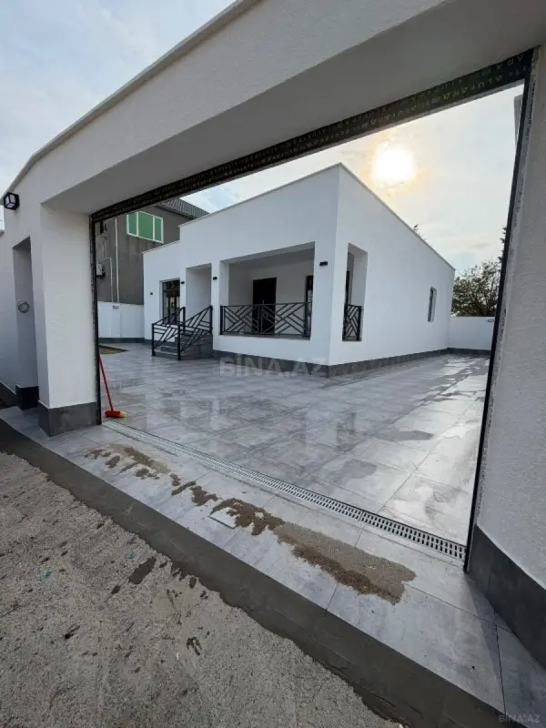 Satılır 4 otaqlı həyət evi 160 m²