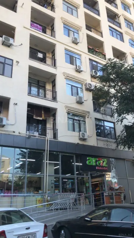 Satılır 2 otaqlı mənzil 102 m²