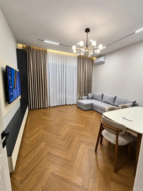 Satılır 3 otaqlı mənzil 96 m²