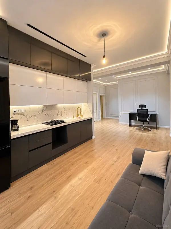 Satılır 2 otaqlı mənzil 73 m²