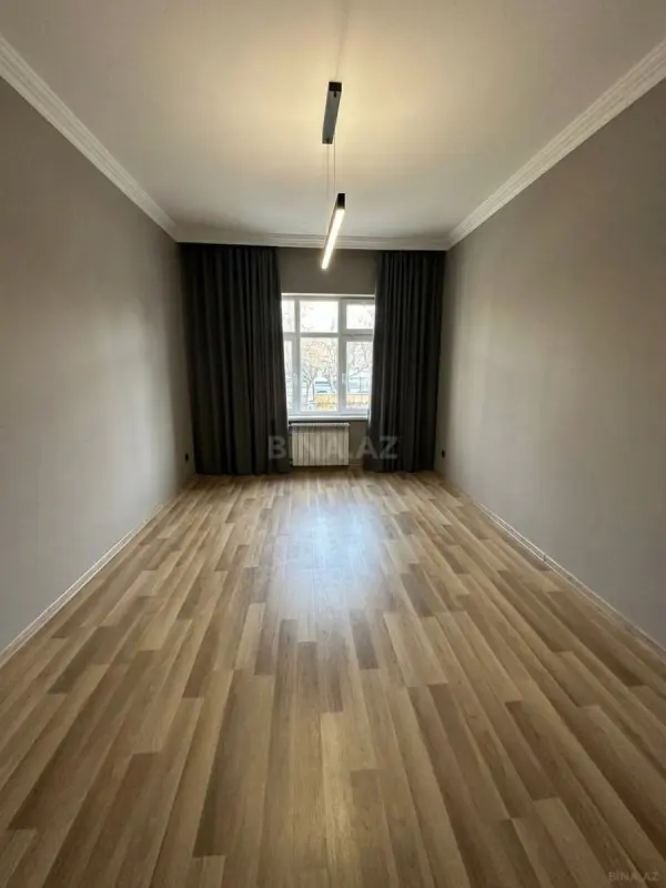 Satılır 2 otaqlı mənzil 70 m²