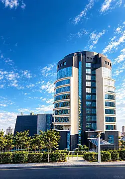 Kirayə verilir 2 otaqlı ofis 100 m² — Bakı 2 otaq 100.00 m²