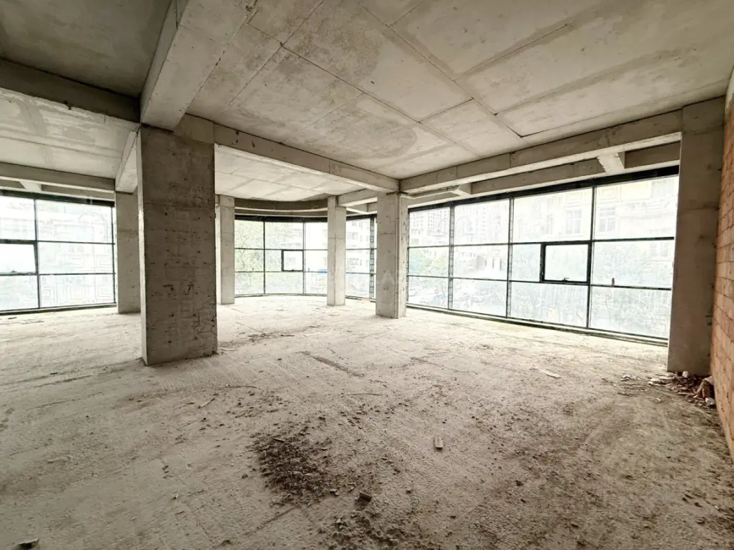 Kirayə verilir obyekt 300 m²