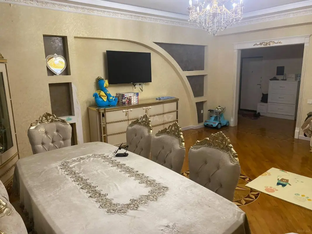 Satılır 3 otaqlı mənzil 100 m²