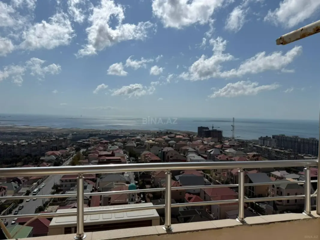 Satılır 3 otaqlı mənzil 82 m²