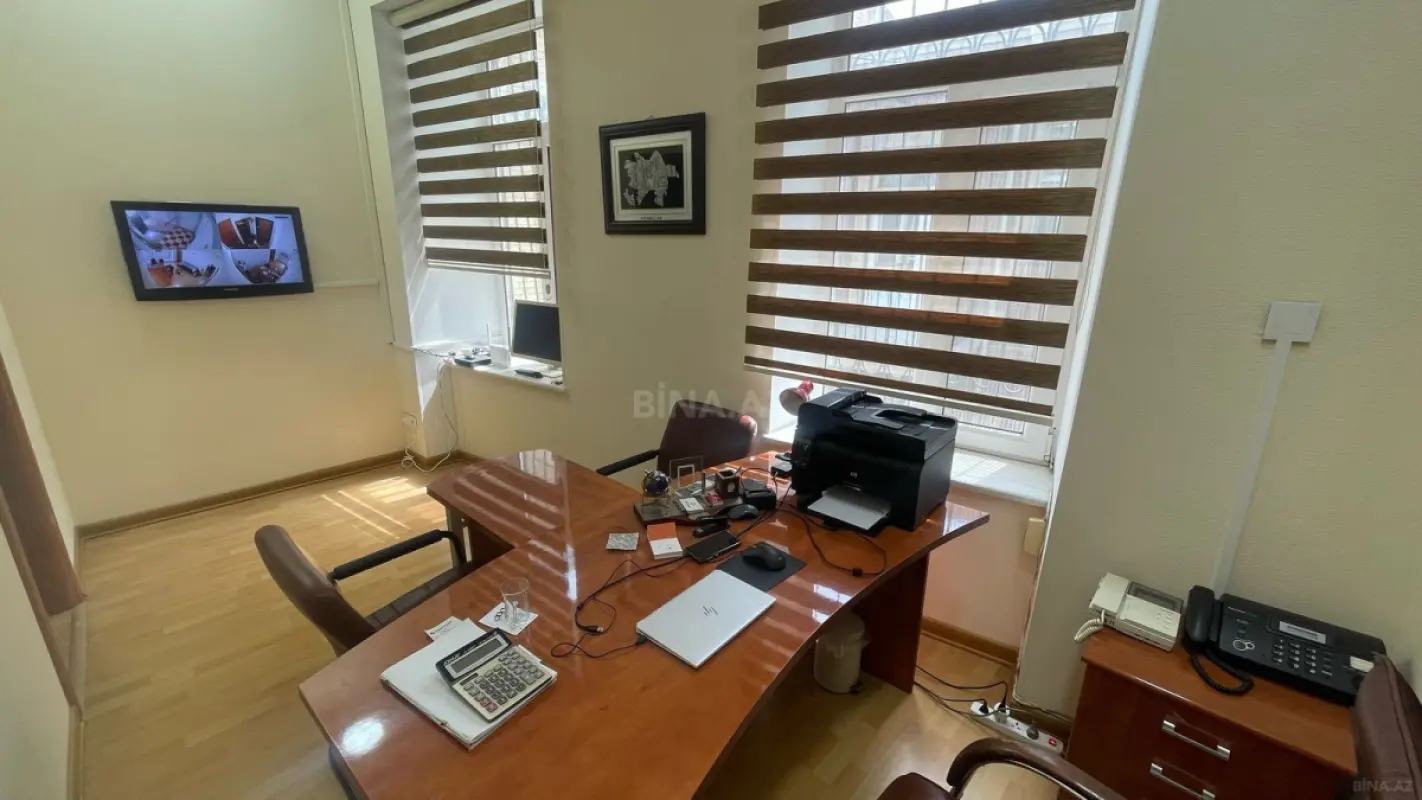Kirayə verilir 2 otaqlı ofis 50 m²