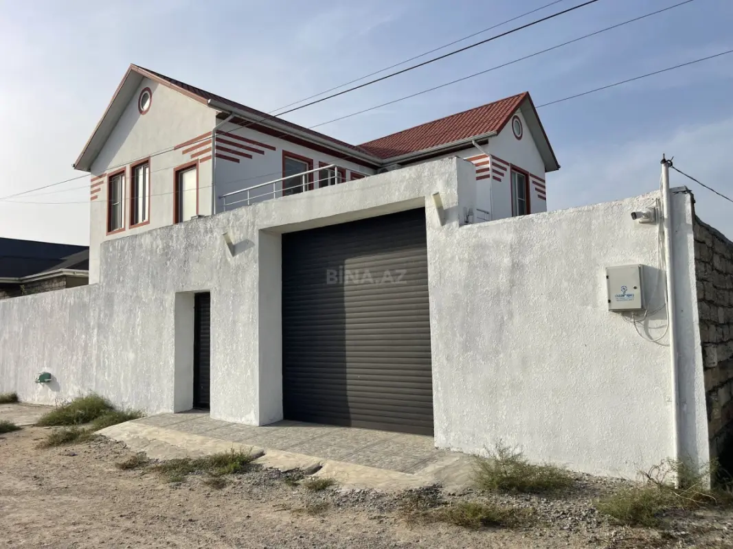 Satılır 4 otaqlı həyət evi 182.1 m²