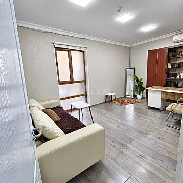 Kirayə verilir 3 otaqlı ofis 80 m² — Bakı, Xətai 3 otaq 80.00 m²