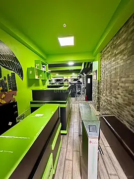 Kirayə verilir obyekt 182 m² — Bakı 182.00 m²