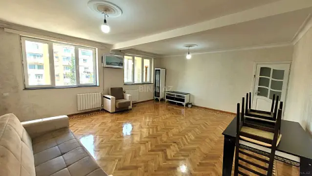 Kirayə verilir 4 otaqlı mənzil 90 m² — Bakı 4 otaq 90.00 m²