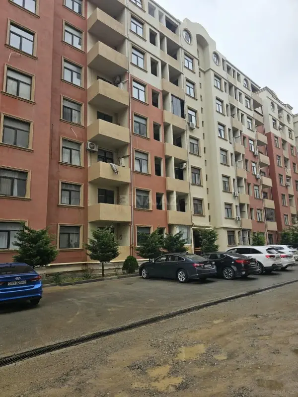 Satılır 1 otaqlı mənzil 50 m²