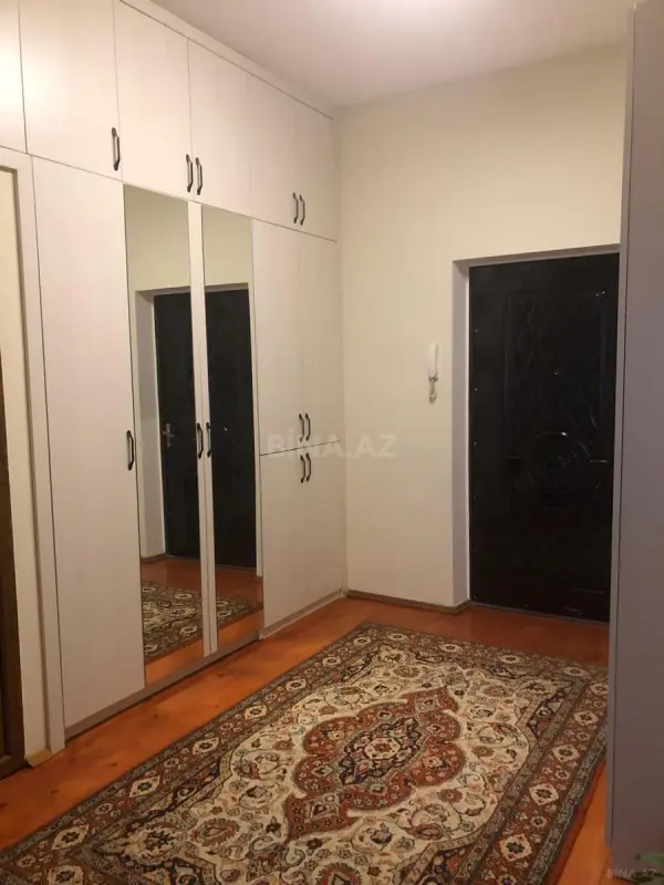 Satılır 3 otaqlı mənzil 100 m²