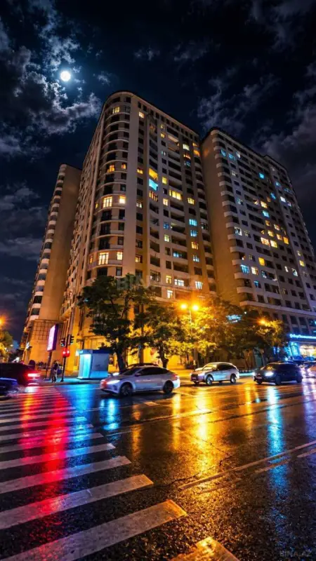 Satılır 2 otaqlı mənzil 106 m²
