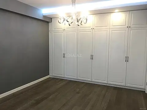 Satılır 4 otaqlı mənzil 180 m² — Bakı, Xətai 4 otaq 180.00 m²