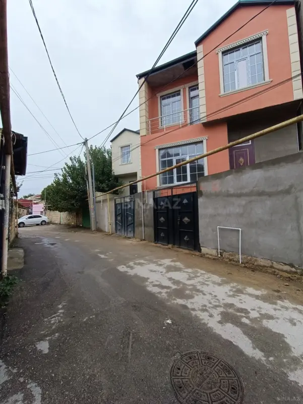 Satılır 4 otaqlı həyət evi 150 m²