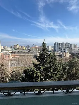 Satılır 4 otaqlı mənzil 110 m² — Bakı 4 otaq 110.00 m²