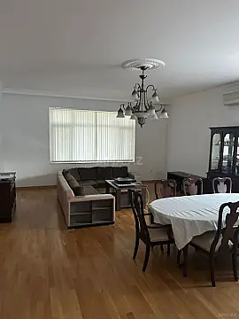 Kirayə verilir 9 otaqlı həyət evi 400 m² — Bakı, Badamdar 9 otaq 400.00 m²