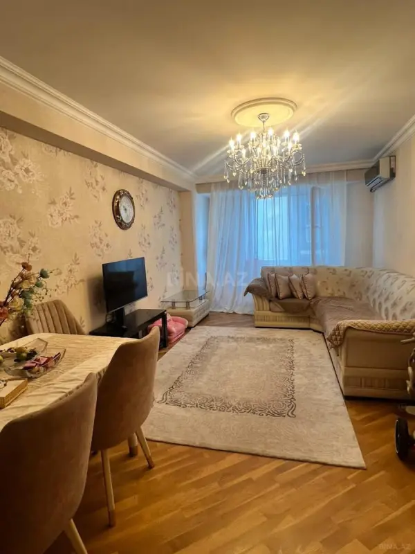 Satılır 3 otaqlı mənzil 115 m²