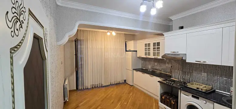 Kirayə verilir 2 otaqlı mənzil 95 m² — Bakı, Xətai 2 otaq 95.00 m²