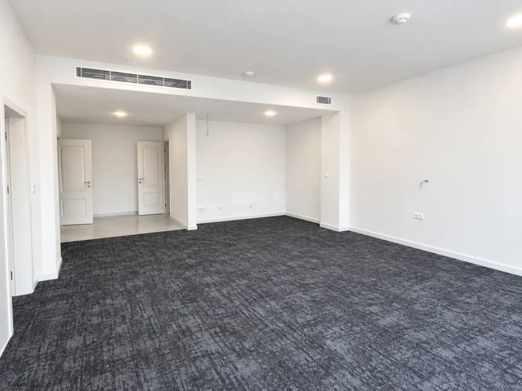 Kirayə verilir 2 otaqlı ofis 73 m²