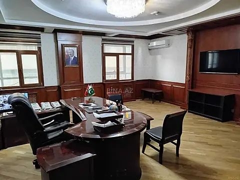Kirayə verilir 18 otaqlı ofis 540 m² — Bakı, Memar Əcəmi yanı 18 otaq 540.00 m²
