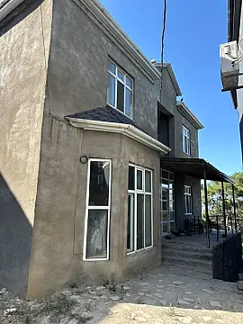 Satılır 5 otaqlı həyət evi 220 m² — Bakı 5 otaq 220.00 m²