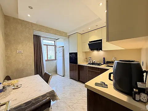 Satılır 3 otaqlı mənzil 75 m² — Bakı 3 otaq 75.00 m²