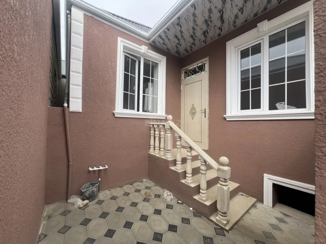 Satılır 2 otaqlı həyət evi 55 m²