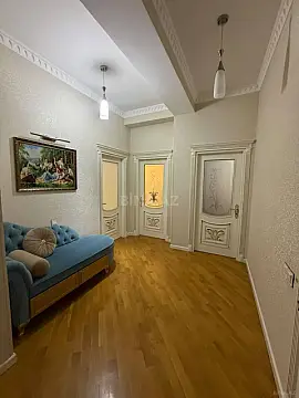 Satılır 3 otaqlı mənzil 134 m² — Bakı, Memar Əcəmi yanı 3 otaq 134.00 m²