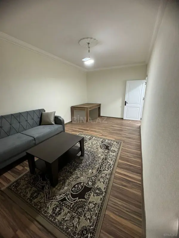 Kirayə verilir 2 otaqlı mənzil 60 m²