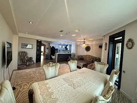 Kirayə verilir 3 otaqlı mənzil 155 m² — Bakı, Nərimanov 3 otaq 155.00 m²