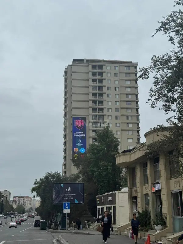 Satılır 3 otaqlı mənzil 97 m²