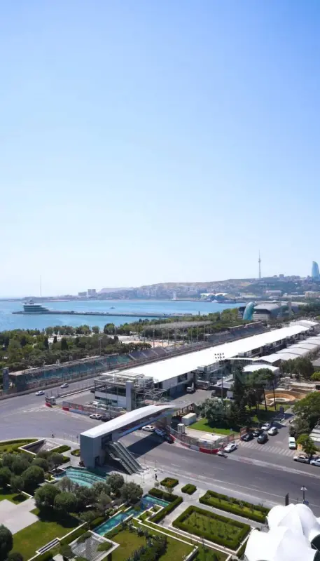 Satılır 4 otaqlı mənzil 190.6 m²
