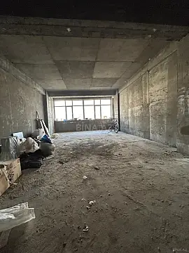 Satılır 3 otaqlı mənzil 135.5 m² — Bakı, Memar Əcəmi yanı 3 otaq 135.50 m²