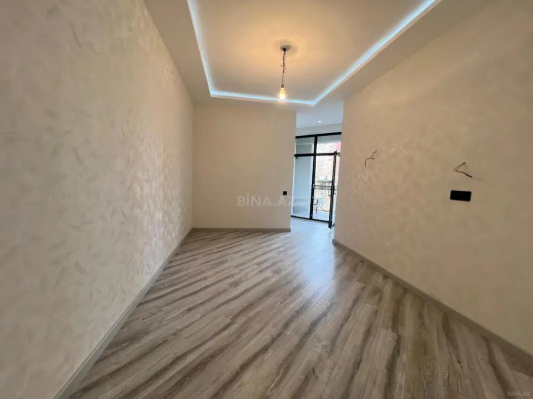 Satılır 3 otaqlı mənzil 120 m²
