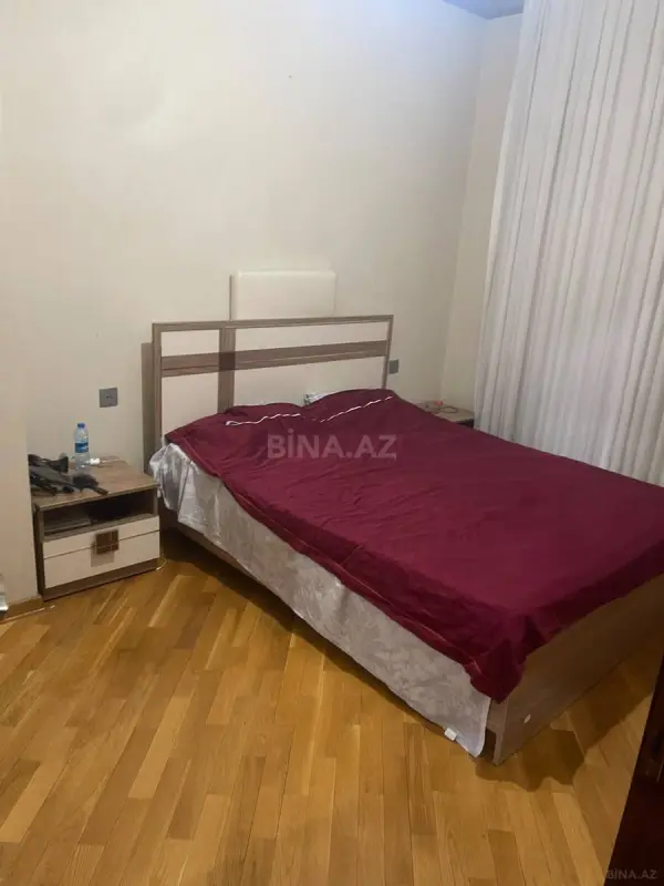 Kirayə verilir 2 otaqlı mənzil 70 m²