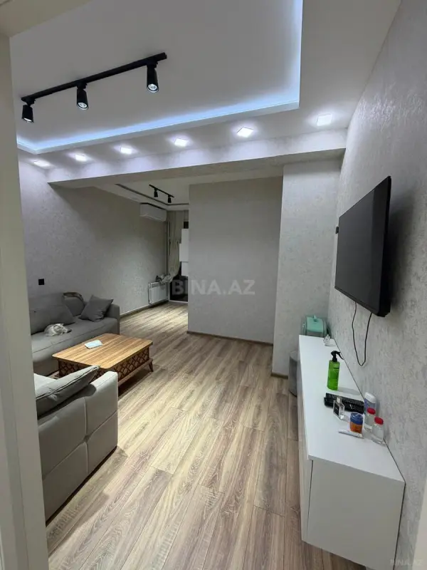 Kirayə verilir 2 otaqlı mənzil 52 m²