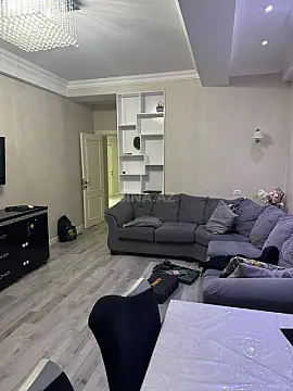 Kirayə verilir 3 otaqlı mənzil 120 m² — Bakı, İnşaatçılar 3 otaq 120.00 m²