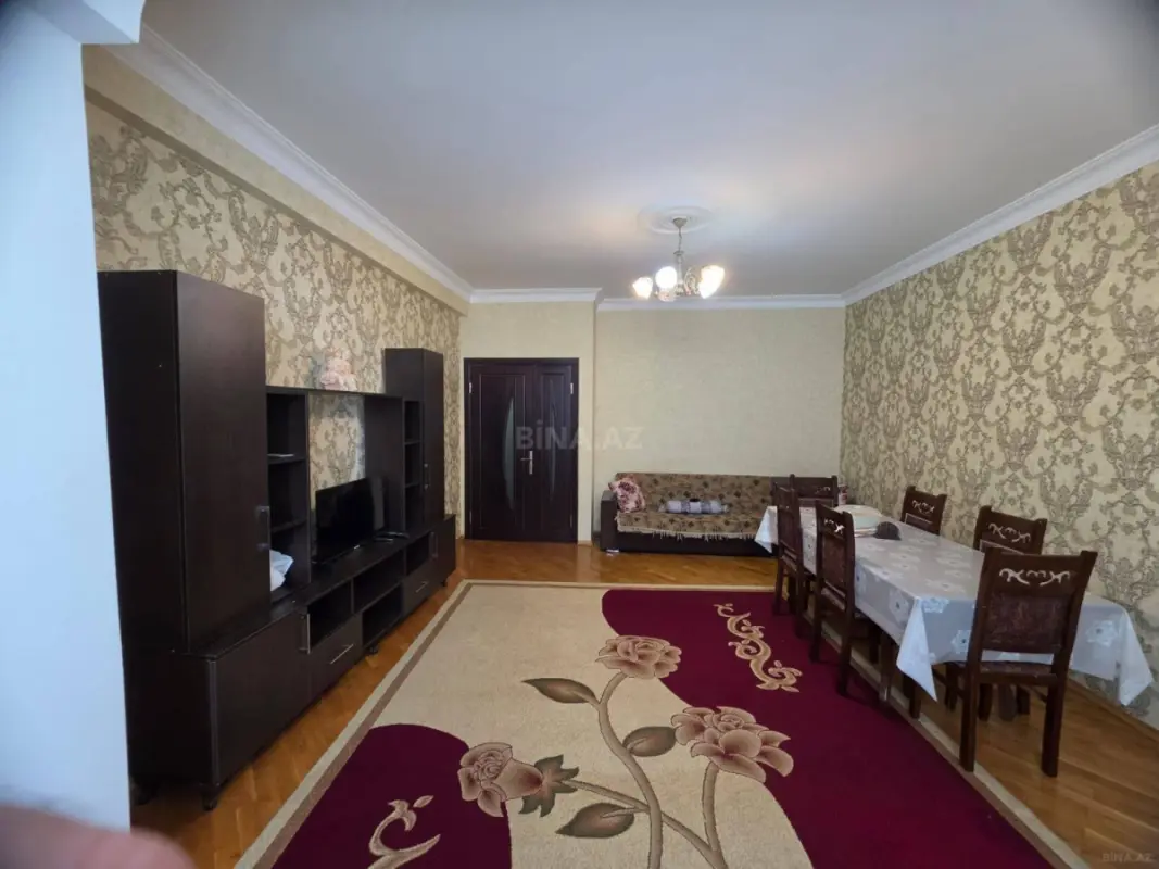 Satılır 2 otaqlı mənzil 65 m²