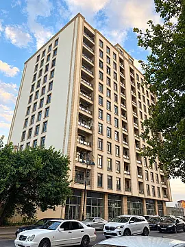 Satılır 3 otaqlı mənzil 123 m² — Bakı 3 otaq 123.00 m²