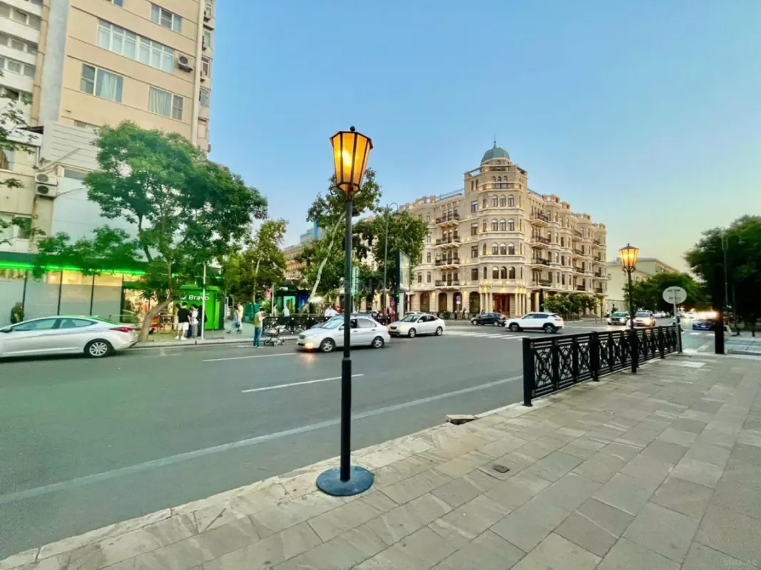 Kirayə verilir 4 otaqlı mənzil 100 m²