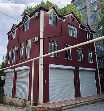 Kirayə verilir 8 otaqlı ofis 200 m² — Bakı, Memar Əcəmi yanı 8 otaq 200.00 m²