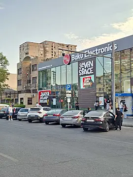 Satılır 2 otaqlı mənzil 85 m² — Bakı, İnşaatçılar 2 otaq 85.00 m²