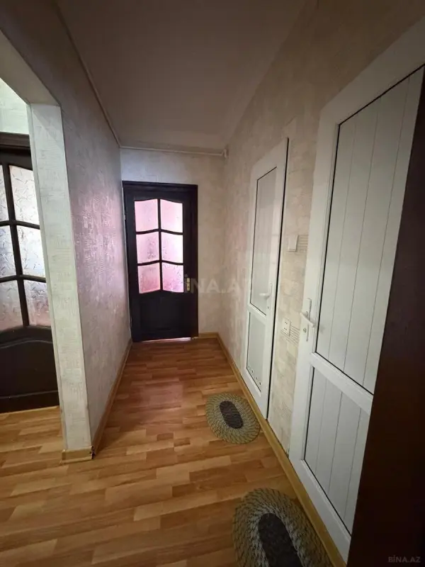 Satılır 5 otaqlı mənzil 120 m²