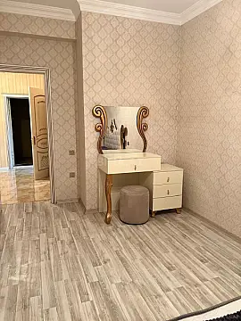 Kirayə verilir 2 otaqlı mənzil 74 m² — Bakı, Nərimanov 2 otaq 74.00 m²