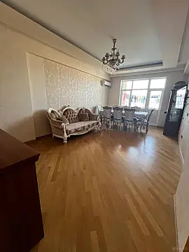 Satılır 2 otaqlı mənzil 103 m² — Bakı, İnşaatçılar 2 otaq 103.00 m²
