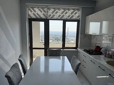Kirayə verilir 2 otaqlı mənzil 85 m² — Bakı 2 otaq 85.00 m²