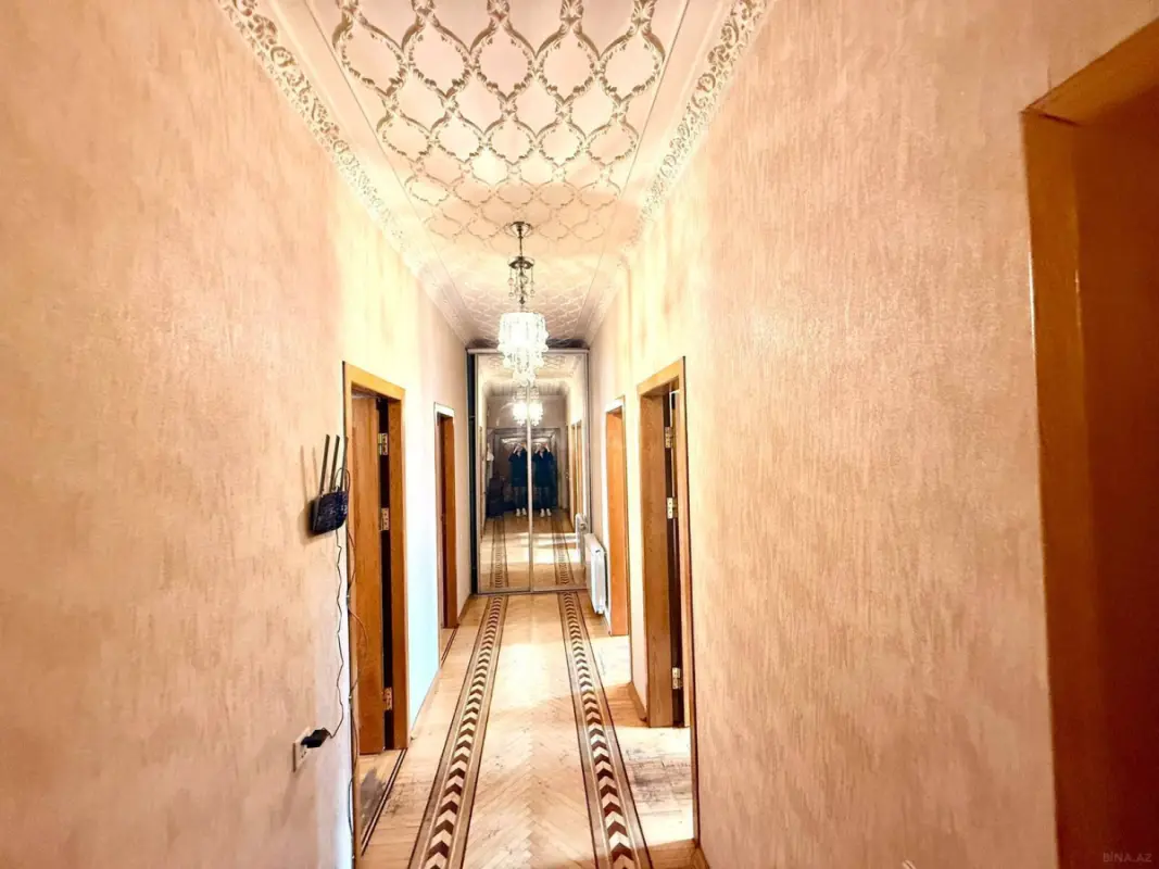 Kirayə verilir 4 otaqlı mənzil 140 m²